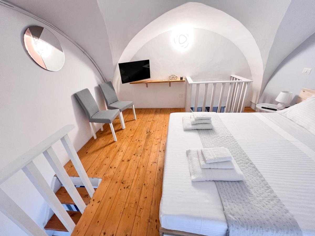 Nice House San Biagio - Luxury Full Apartment 莱切 外观 照片